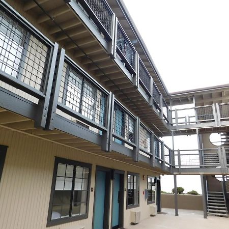 Wave Street Inn Monterey Extérieur photo